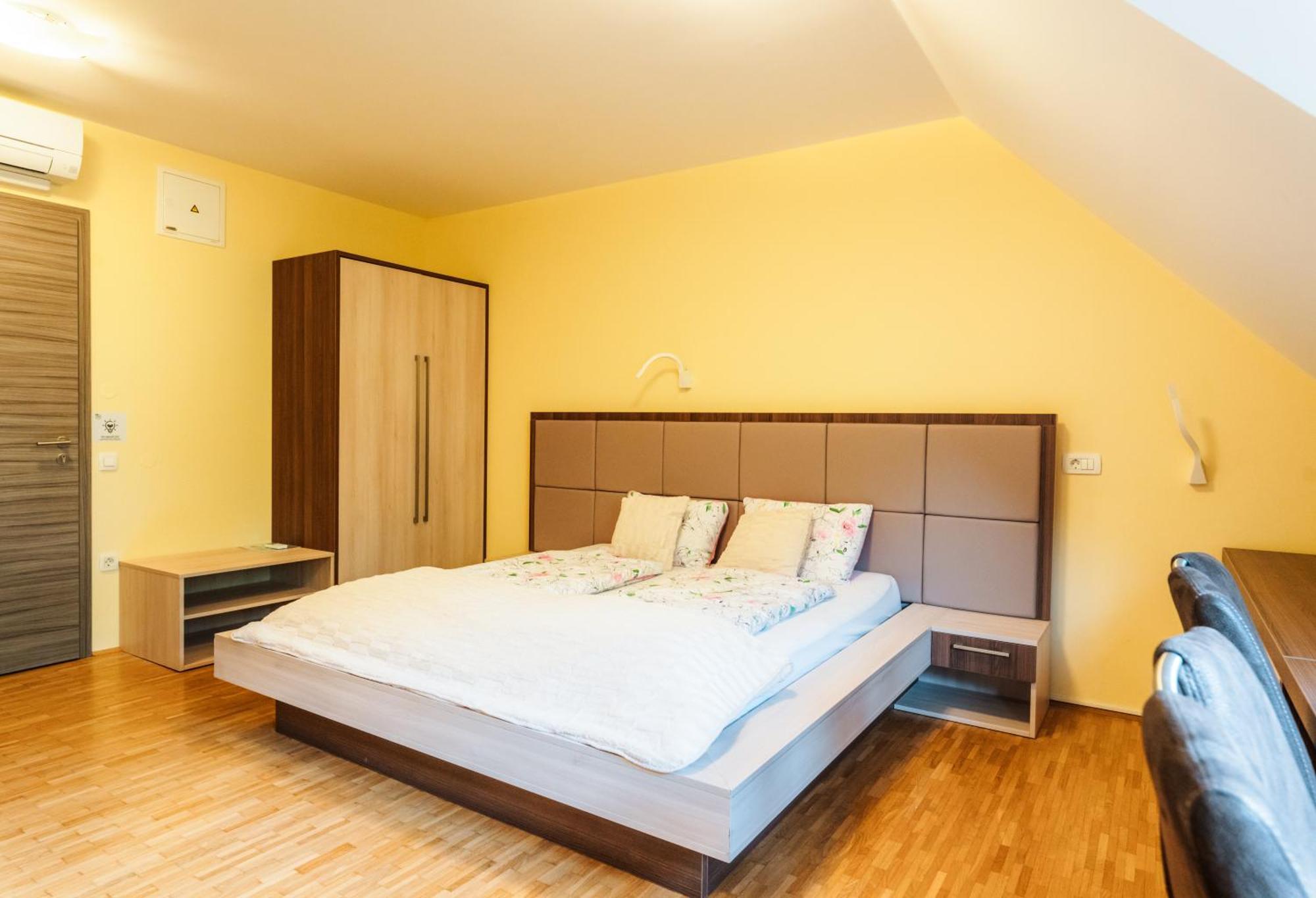 Dvorec Trebnik - Sobe Slovenske Konjice Exterior foto